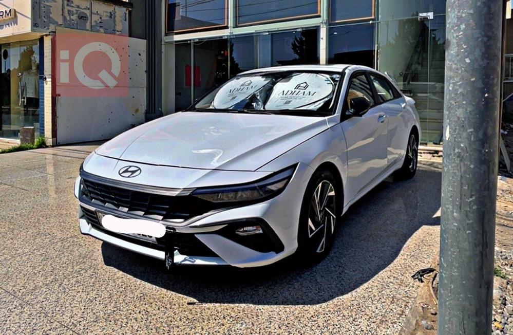 هیوندای ئەلەنترا